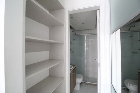 Apartamento à venda com 98m², 3 quartos e 2 vagasSuíte 1 - Closet