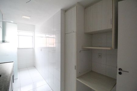 Apartamento à venda com 98m², 3 quartos e 2 vagasCozinha