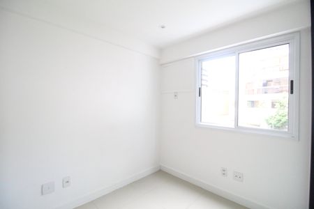 Apartamento à venda com 98m², 3 quartos e 2 vagasQuarto