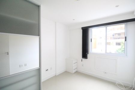 Apartamento à venda com 98m², 3 quartos e 2 vagasSuíte 1