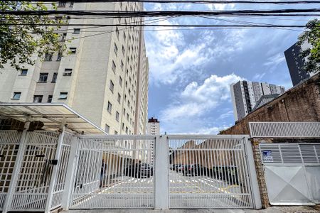 Apartamento para alugar com 48m², 2 quartos e 1 vagaFachada - Plaquinha