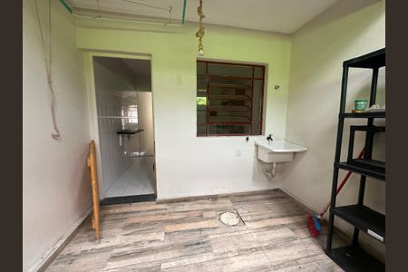 Casa de condomínio à venda com 65m², 2 quartos e 1 vaga Casa de condomínio à venda com 65m², 2 quartos e 1 vagaQuintal