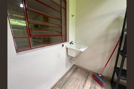 Casa de condomínio à venda com 65m², 2 quartos e 1 vaga Casa de condomínio à venda com 65m², 2 quartos e 1 vagaÁrea de Serviço