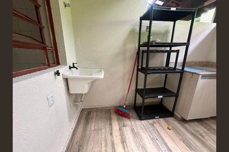 Casa de condomínio à venda com 65m², 2 quartos e 1 vaga Casa de condomínio à venda com 65m², 2 quartos e 1 vagaÁrea de Serviço