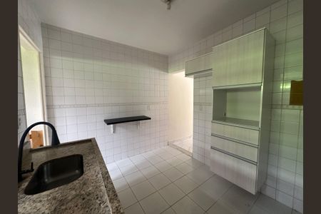 Casa de condomínio à venda com 65m², 2 quartos e 1 vaga Casa de condomínio à venda com 65m², 2 quartos e 1 vagaCozinha