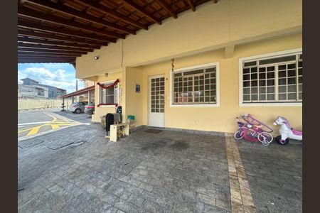 Casa de condomínio à venda com 65m², 2 quartos e 1 vaga Casa de condomínio à venda com 65m², 2 quartos e 1 vagaGaragem