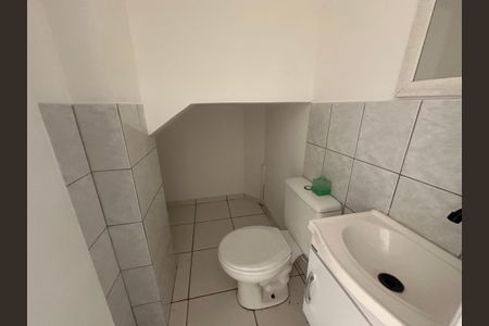Casa de condomínio à venda com 65m², 2 quartos e 1 vaga Casa de condomínio à venda com 65m², 2 quartos e 1 vagaLavabo