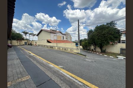 Casa de condomínio à venda com 65m², 2 quartos e 1 vaga Casa de condomínio à venda com 65m², 2 quartos e 1 vagaÁrea comum