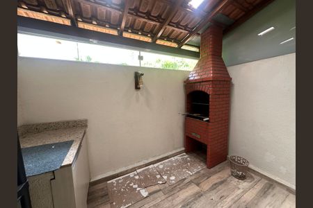 Casa de condomínio à venda com 65m², 2 quartos e 1 vaga Casa de condomínio à venda com 65m², 2 quartos e 1 vagaChurrasqueira