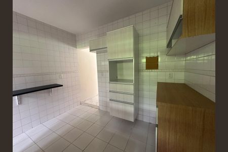 Casa de condomínio à venda com 65m², 2 quartos e 1 vaga Casa de condomínio à venda com 65m², 2 quartos e 1 vagaCozinha