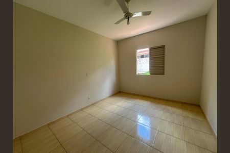 Casa de condomínio à venda com 65m², 2 quartos e 1 vaga Casa de condomínio à venda com 65m², 2 quartos e 1 vagaQuarto 1