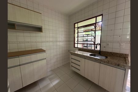 Casa de condomínio à venda com 65m², 2 quartos e 1 vaga Casa de condomínio à venda com 65m², 2 quartos e 1 vagaCozinha