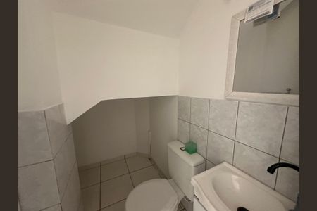 Casa de condomínio à venda com 65m², 2 quartos e 1 vaga Casa de condomínio à venda com 65m², 2 quartos e 1 vagaLavabo