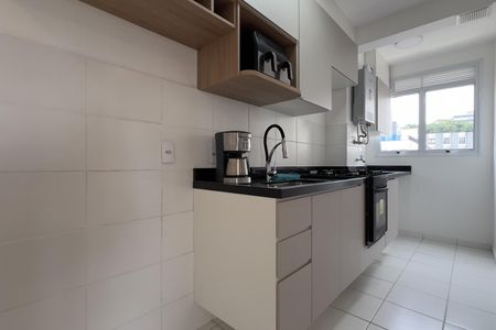 Apartamento para alugar com 38m², 2 quartos e 1 vaga Apartamento para alugar com 38m², 2 quartos e 1 vagaCozinha e Área de Serviço