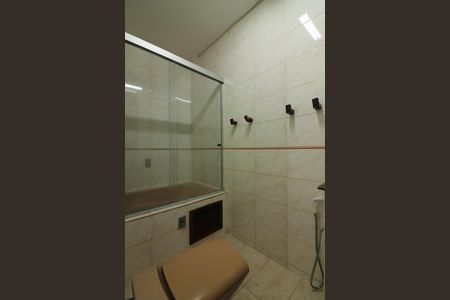 Casa à venda com 156m², 3 quartos e 2 vagasQuarto 3 - Suíte Banheiro 