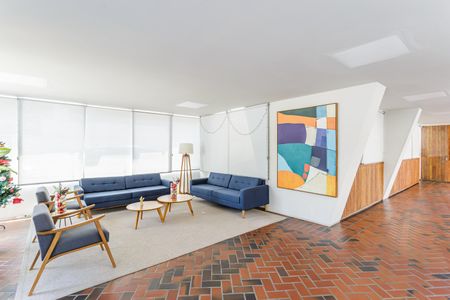 Apartamento para alugar com 78m², 2 quartos e sem vaga Apartamento para alugar com 78m², 2 quartos e sem vagaHall social