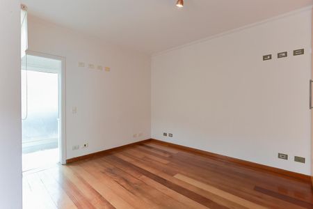 Casa à venda com 168m², 4 quartos e 2 vagasSuíte 2