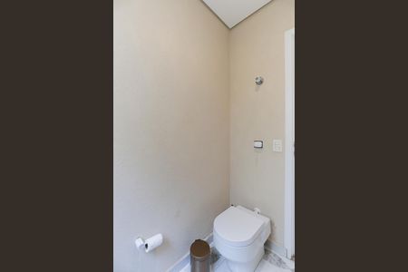 Casa à venda com 168m², 4 quartos e 2 vagasLavabo