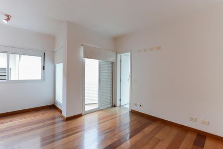 Casa à venda com 168m², 4 quartos e 2 vagasSuíte 2