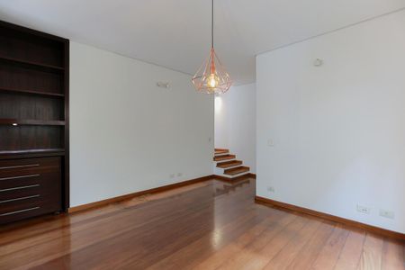 Casa à venda com 168m², 4 quartos e 2 vagasSala de jantar