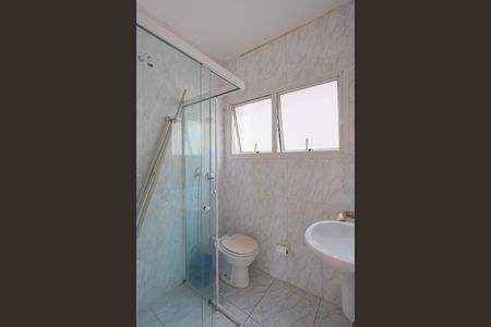 Casa à venda com 168m², 4 quartos e 2 vagasBanheiro da suíte 4