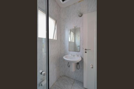 Casa à venda com 168m², 4 quartos e 2 vagasBanheiro da suíte 4