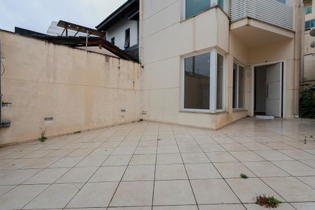 Casa à venda com 168m², 4 quartos e 2 vagasGaragem