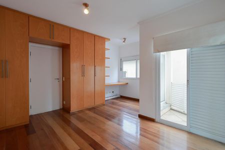 Casa à venda com 168m², 4 quartos e 2 vagasSuíte 2