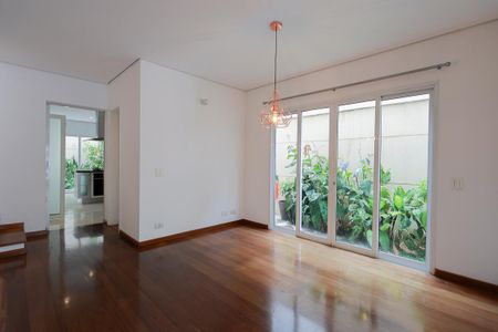 Sala de jantar de casa à venda com 4 quartos, 168m² em Jardim São Paulo, São Paulo