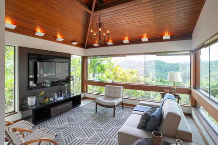 Sala 1 de casa de condomínio à venda com 3 quartos, 970m² em Fazenda dos Pires, Nova Lima