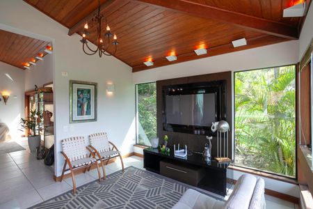 Sala 1 de casa de condomínio à venda com 3 quartos, 970m² em Fazenda dos Pires, Nova Lima