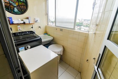Apartamento para alugar com 70m², 2 quartos e 1 vagaÁrea de Serviço