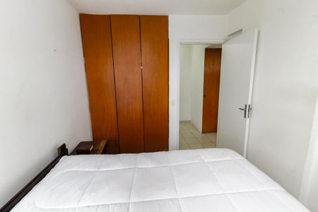 Quarto 1 - Armários de apartamento para alugar com 2 quartos, 70m² em Jardim Monte Kemel, São Paulo
