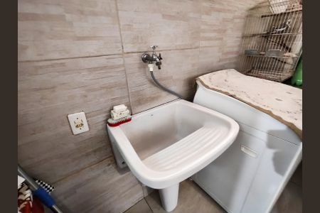 Apartamento à venda com 51m², 2 quartos e sem vaga Apartamento à venda com 51m², 2 quartos e sem vagaÁrea de Serviço