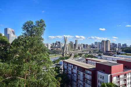 Vista de kitnet/studio para alugar com 1 quarto, 45m² em Real Parque, São Paulo
