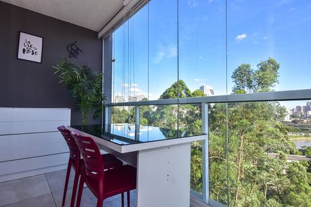 Varanda de kitnet/studio para alugar com 1 quarto, 45m² em Real Parque, São Paulo