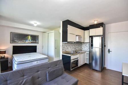 Sala de kitnet/studio para alugar com 1 quarto, 45m² em Real Parque, São Paulo