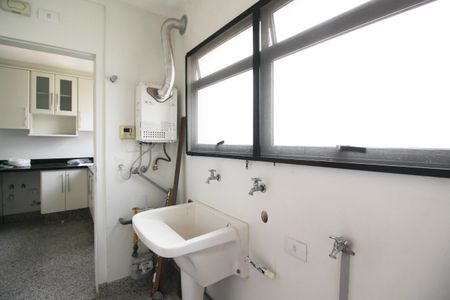 Apartamento para alugar com 170m², 3 quartos e 3 vagasÁrea de Serviço