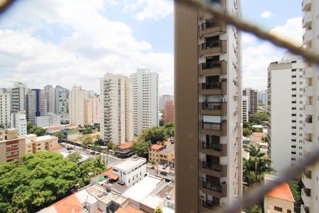 Vista de apartamento para alugar com 3 quartos, 170m² em Indianópolis, São Paulo