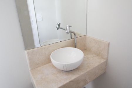 Apartamento para alugar com 170m², 3 quartos e 3 vagasLavabo