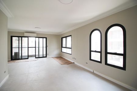 Sala de apartamento para alugar com 3 quartos, 170m² em Indianópolis, São Paulo