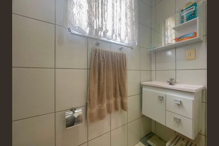 Casa à venda com 70m², 2 quartos e 1 vagaBanheiro 1