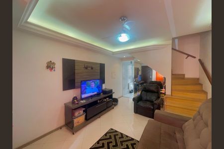 Casa à venda com 70m², 2 quartos e 1 vagaSala