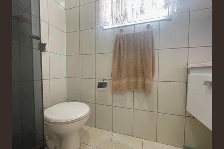Casa à venda com 70m², 2 quartos e 1 vagaBanheiro 1