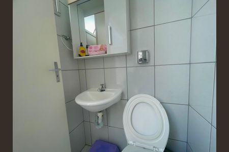 Casa à venda com 70m², 2 quartos e 1 vagaBanheiro 2