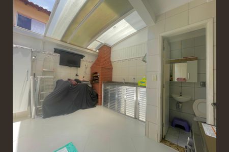 Casa à venda com 70m², 2 quartos e 1 vagaÁrea de Serviço