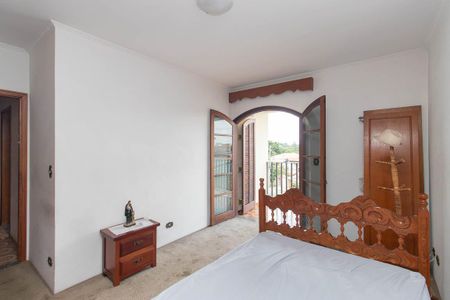 Casa à venda com 270m², 3 quartos e 6 vagasQuarto Suíte