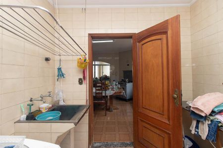 Casa à venda com 270m², 3 quartos e 6 vagasÁrea de Serviço