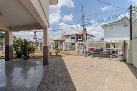 Casa à venda com 270m², 3 quartos e 6 vagasGaragem