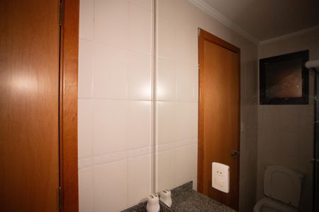 Apartamento para alugar com 80m², 3 quartos e 2 vagas Apartamento para alugar com 80m², 3 quartos e 2 vagasBANHEIRO